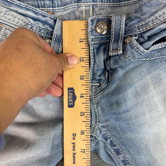 Miss Me Jean Shorts Light Wash‎ Embellished Bling Bermuda 10 Fleur - Picture 7 of 8